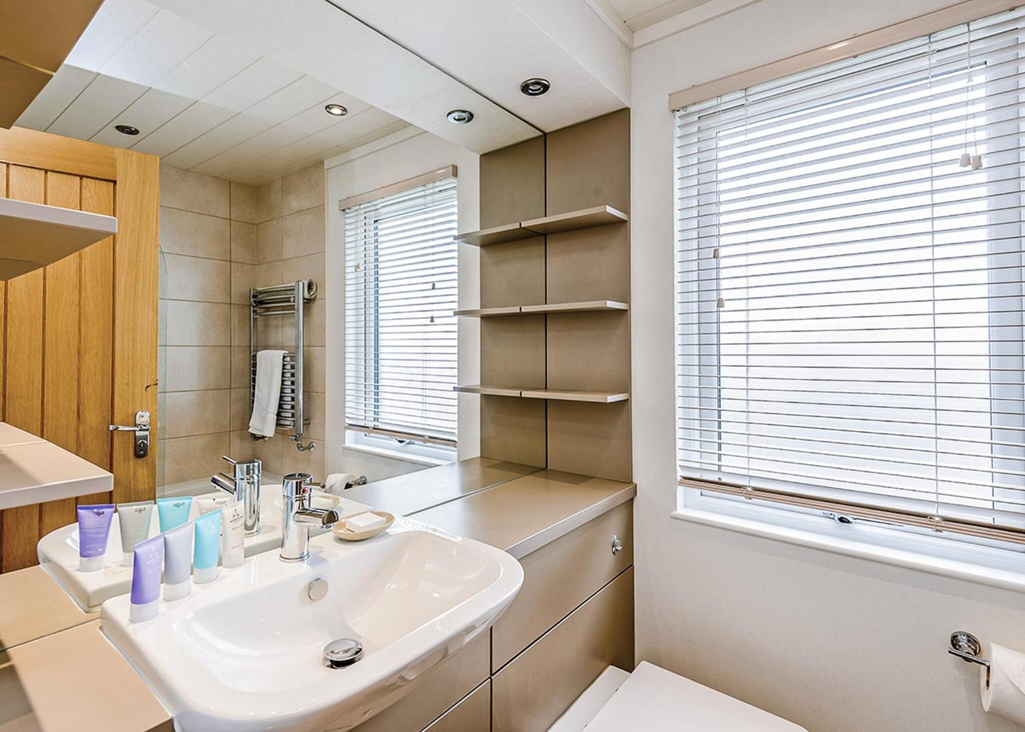 Woodside Coastal Retreat Hotell Fishbourne  Rum bild